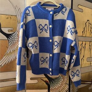 Lisa Says Gah Blue and Cream Bow Cardigan